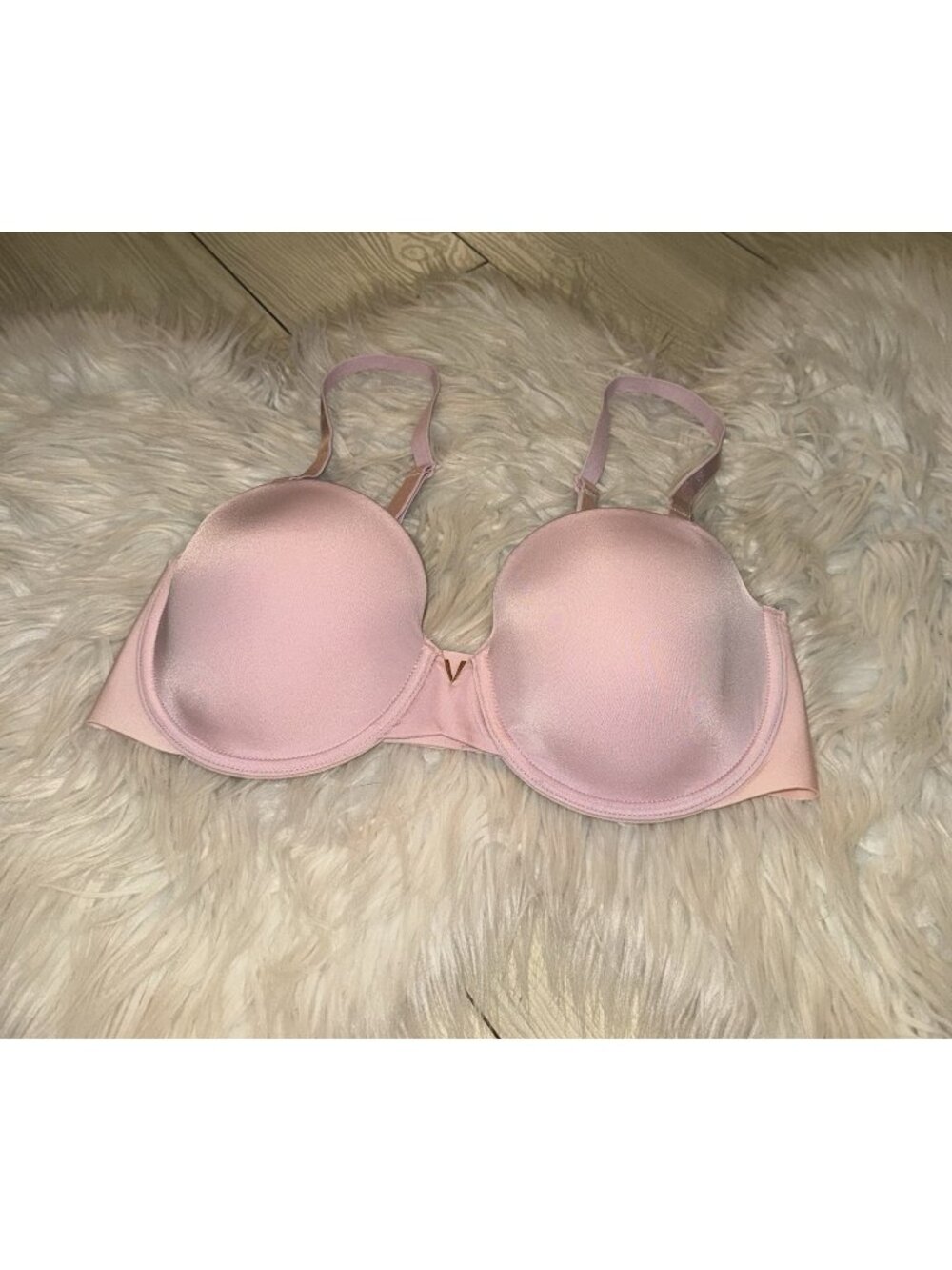 Victorias Secret Multi-Way Bra Lined Underwire Nonslip Wings Womens 36A Pink